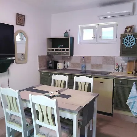 Dalmat Kucko Apartmanhaz