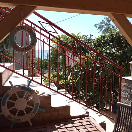 Apartment Dalmat Kucko Apartmanhaz *