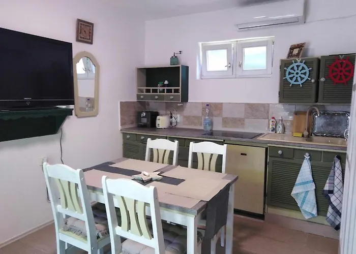 Dalmat Kucko Apartmanhaz