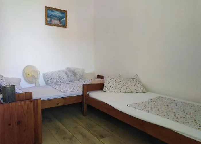 Dalmat Kucko Apartmanhaz דירה Šibuljina