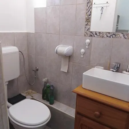 아파트 Dalmat Kucko Apartmanhaz *