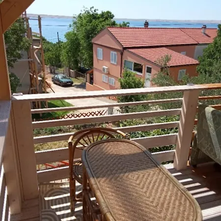 Dalmat Kucko Apartmanhaz 아파트 Šibuljina